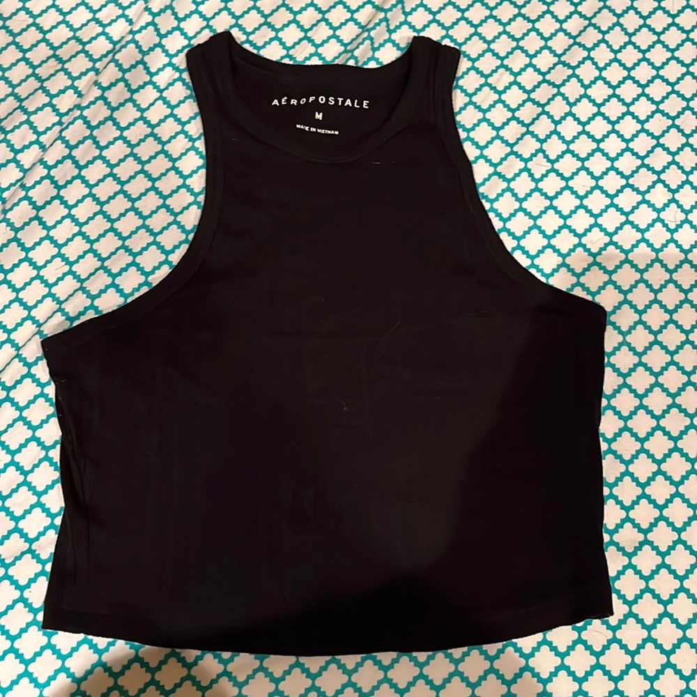 black tank crop top